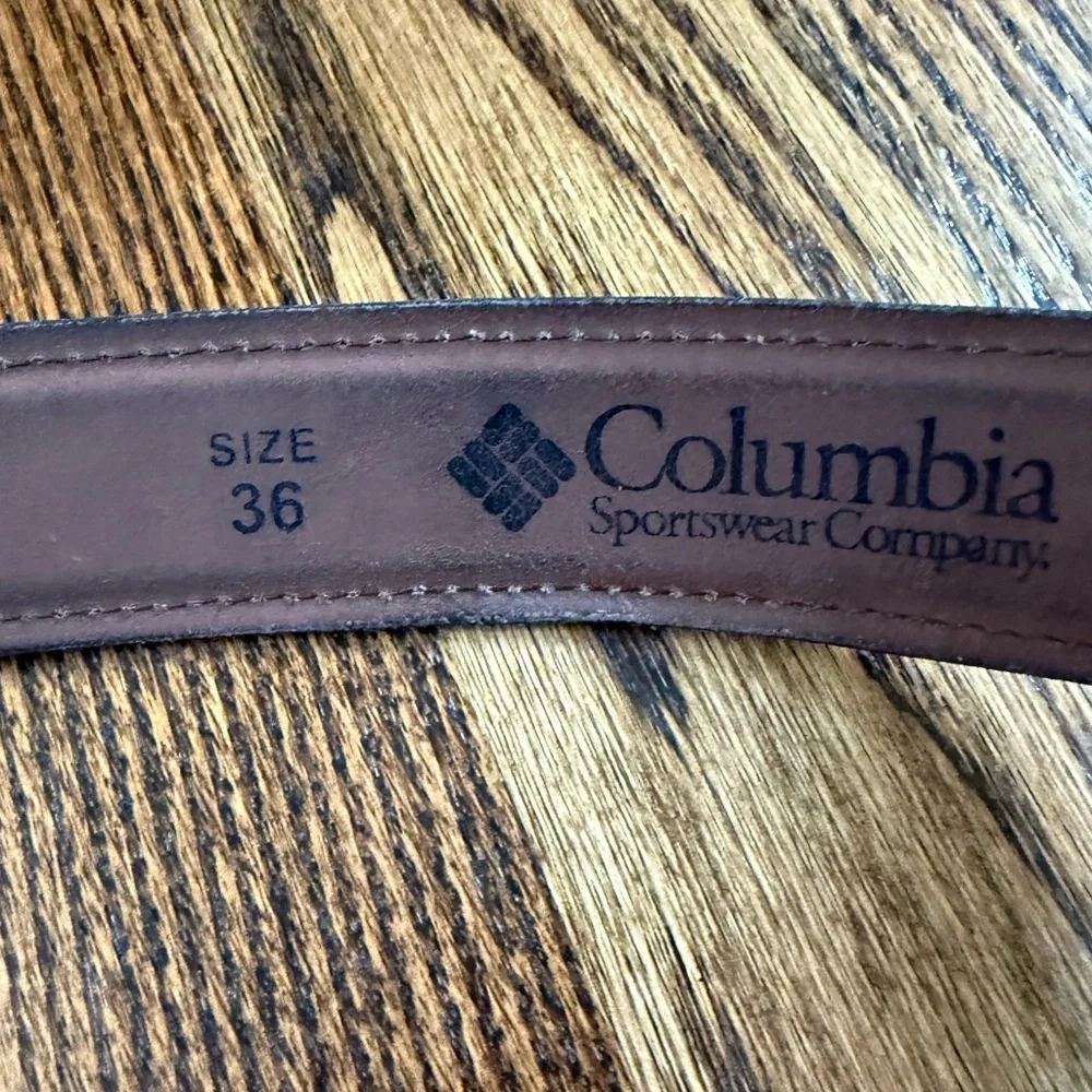 Columbia brown leather men’s belt 36